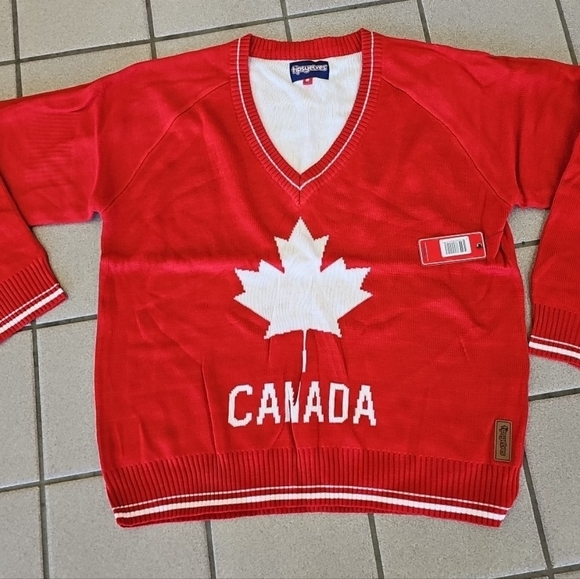 NWT Tipsy Elves Women's Size XL Canada Canadian Maple Leaf Vneck Sweater - Picture 1 of 11